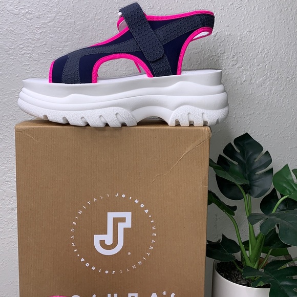 JOSHUA SANDERS
FUXIA SPICE SCUBA SANDALS - Picture 6 of 10